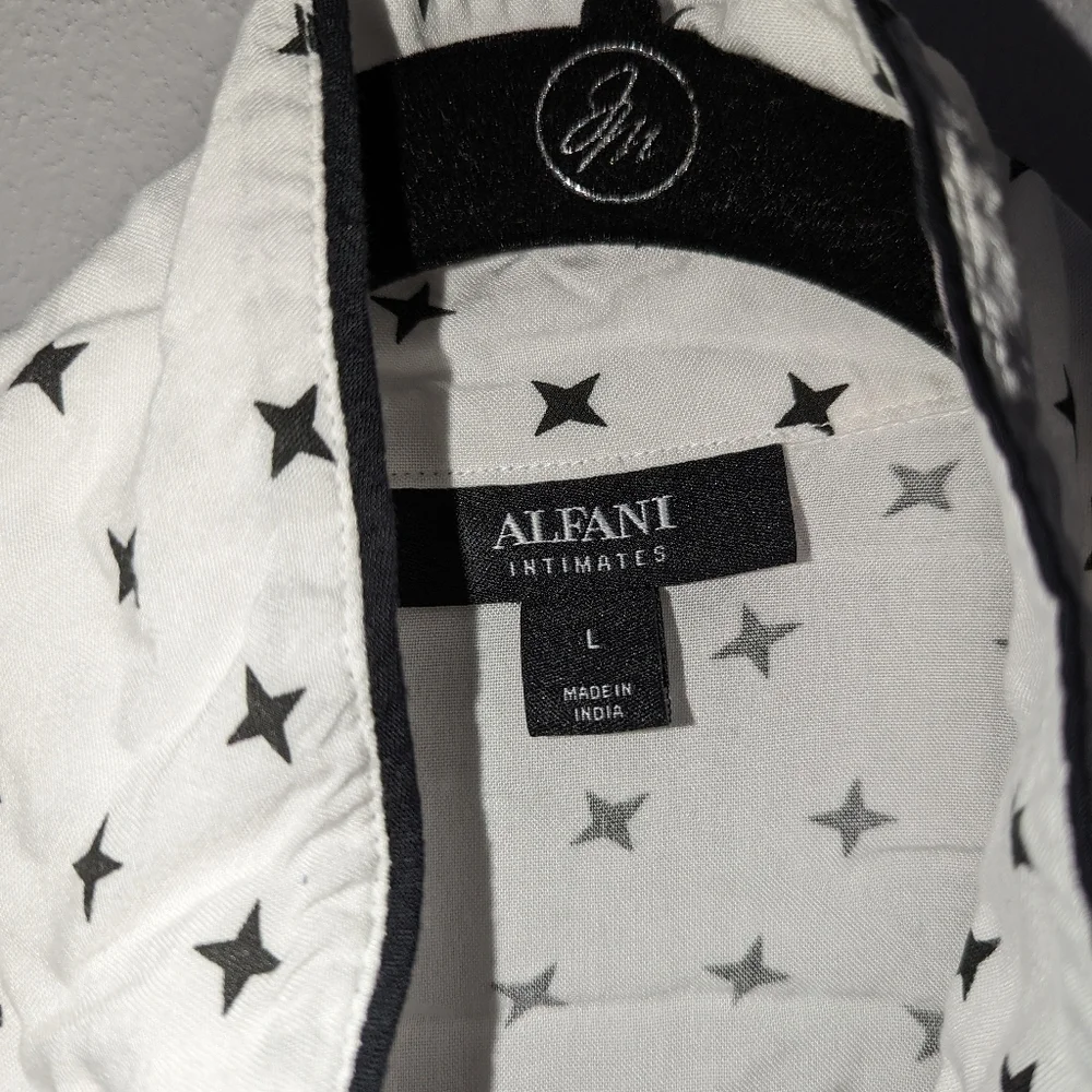 Alfani Sleep set. Women's size large shorts and short sleeve sleep set. Stars.